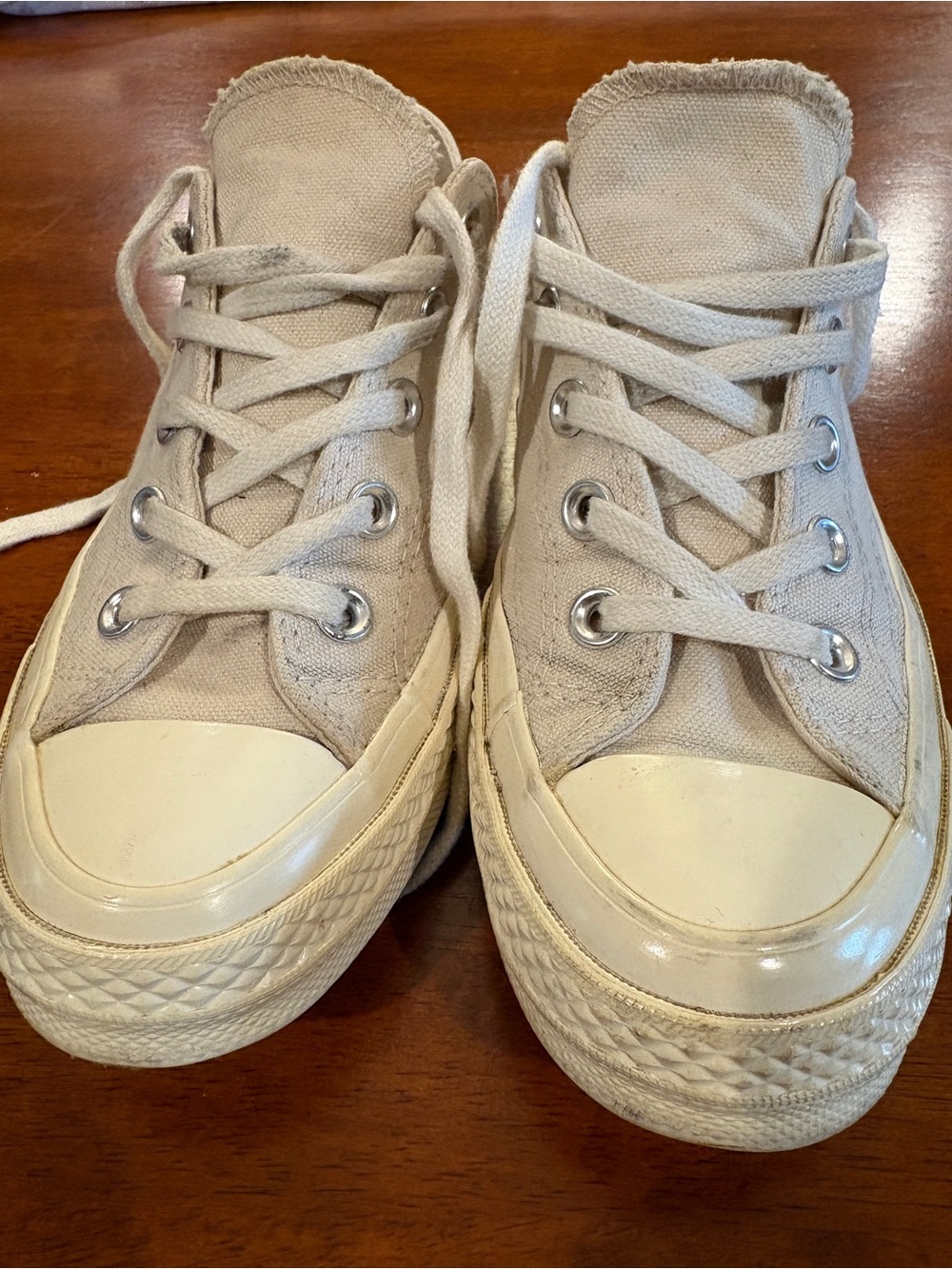 Converse Kids low-Top Sneakers in Beige Canvas